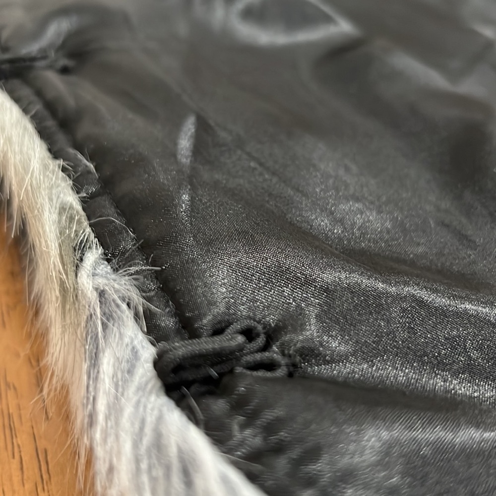 Bagatelle Faux Fur Outerwear Vest - Picture 4 of 8